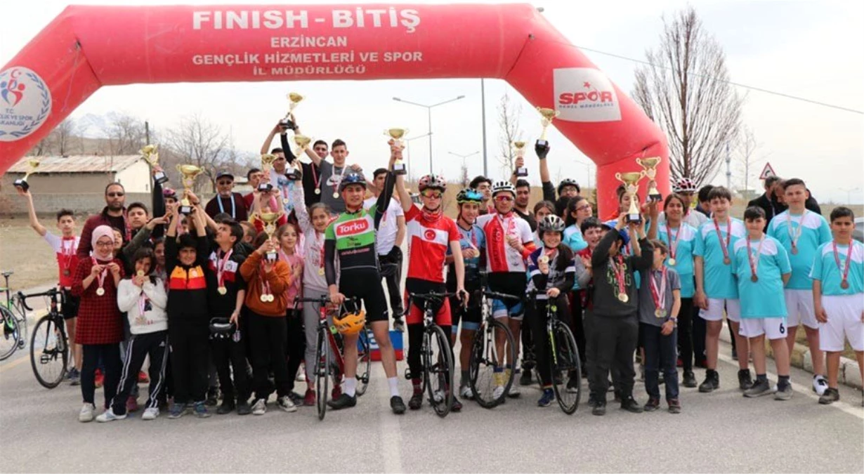 Erzincan\'da bisiklet yarışmaları yapıldı