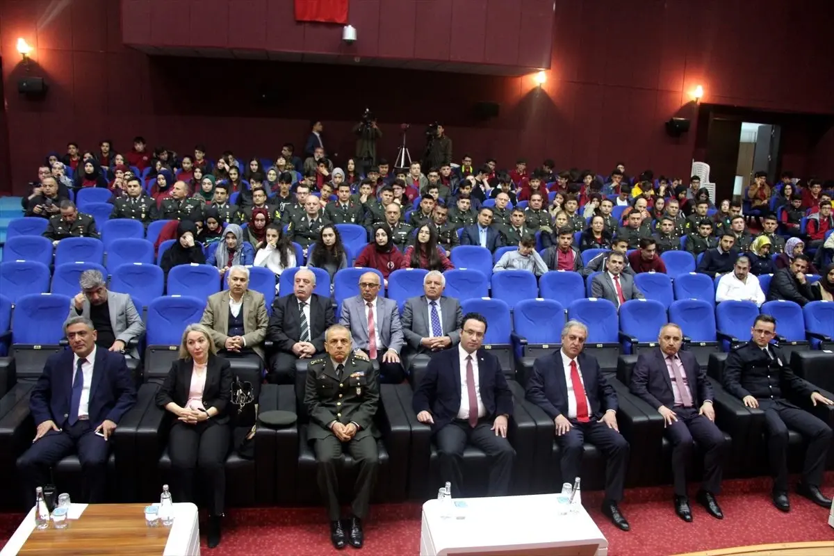 İstiklal Marşı\'nın Kabulü ve Mehmet Akif Ersoy\'u Anma Günü