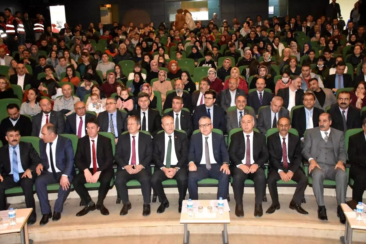 İstiklal Marşı\'nın Kabulü ve Mehmet Akif Ersoy\'u Anma Günü