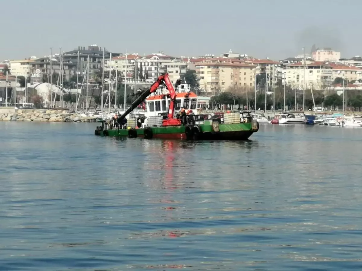 Küçükyalı\'daki marinada vatandaşın teknelerine tahliye kararı