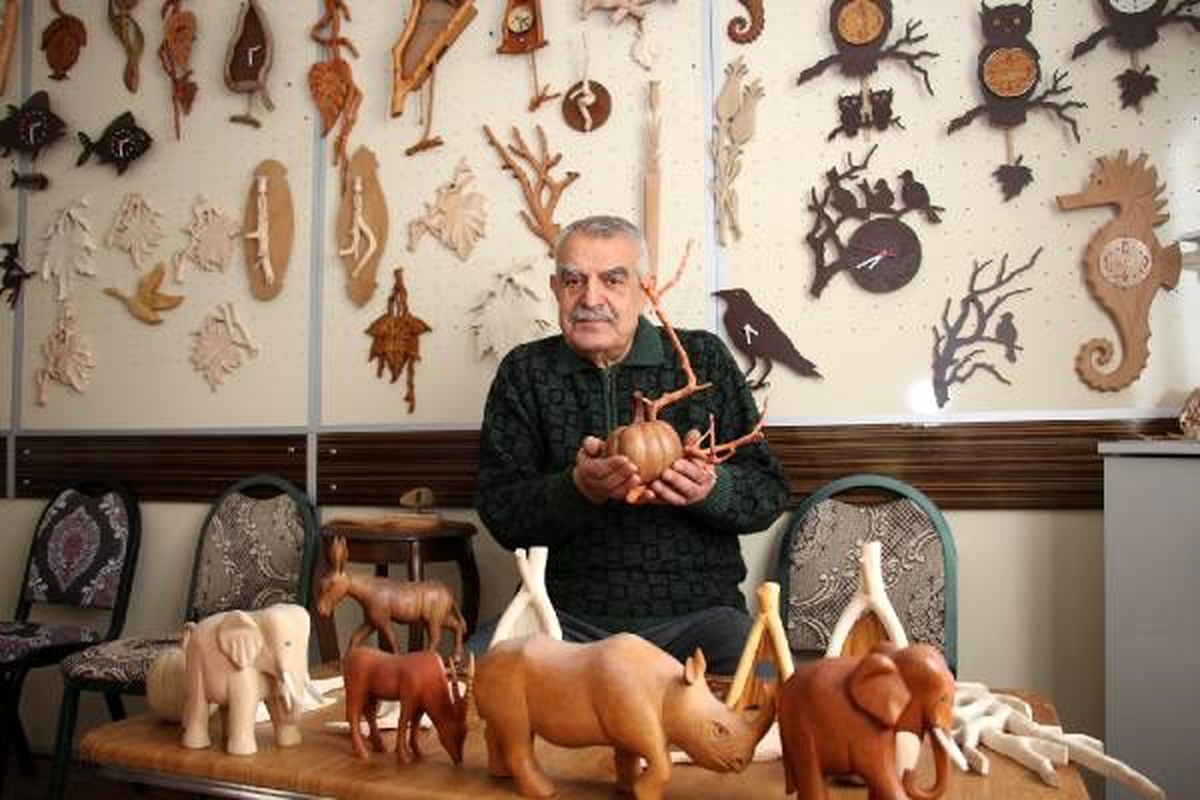 Kuru dalları sanat eserine dönüştürüyor