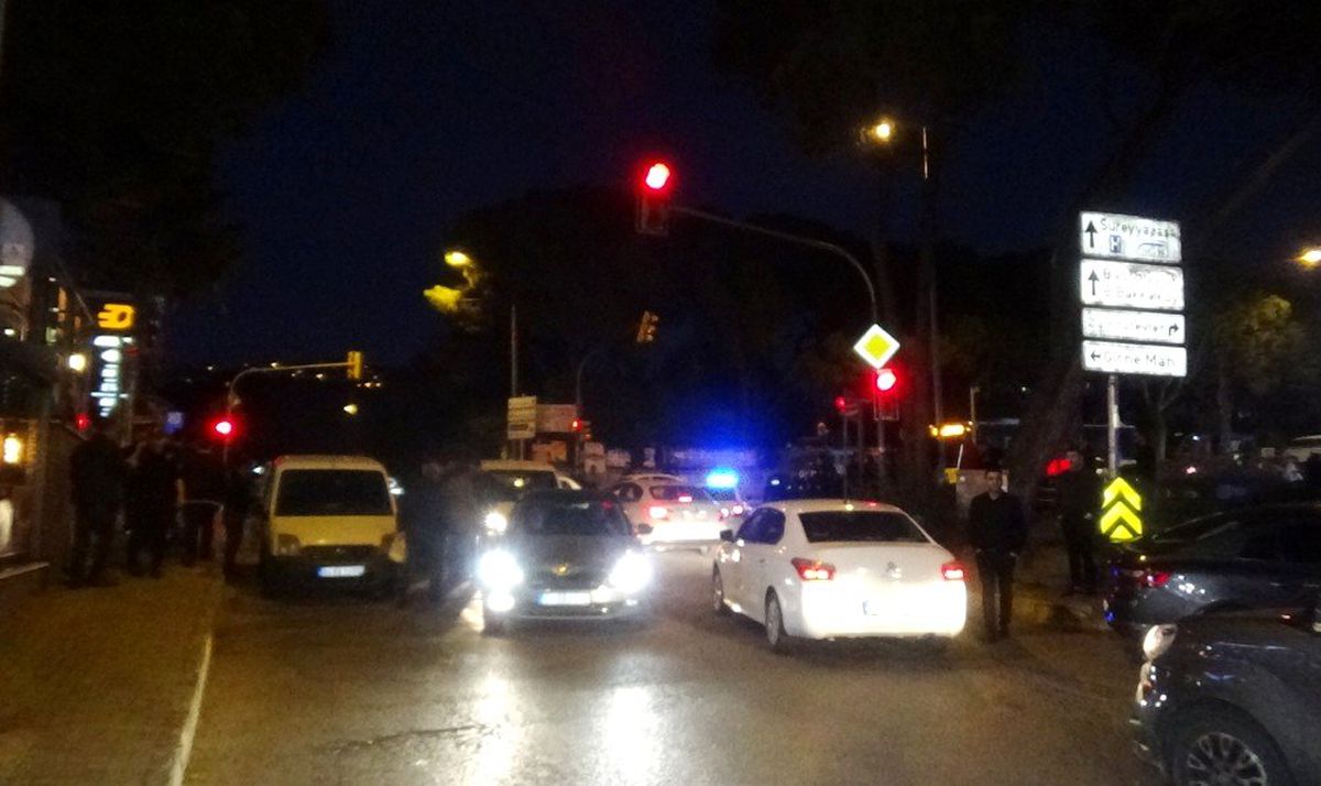Maltepe\'de silahlı, bıçaklı kavga: 6 yaralı