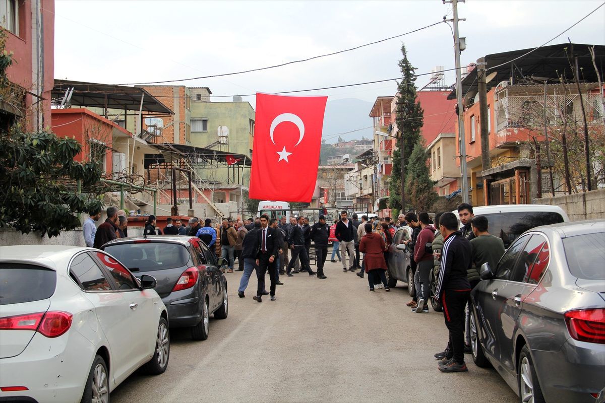 Resulayn\'da şehit olan Uzman Onbaşı Buluş\'un ailesine acı haber verildi