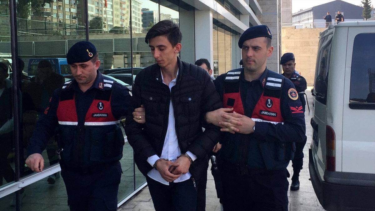 Samsun\'da uyuşturucu operasyonunda 3 şüpheli tutuklandı