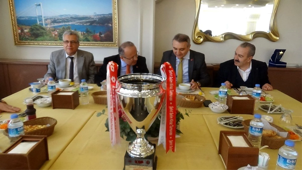 \'Şehit Cumhuriyet Savcısı Mehmet Selim Kiraz 5. Futbol Turnuvası\' düzenlendi