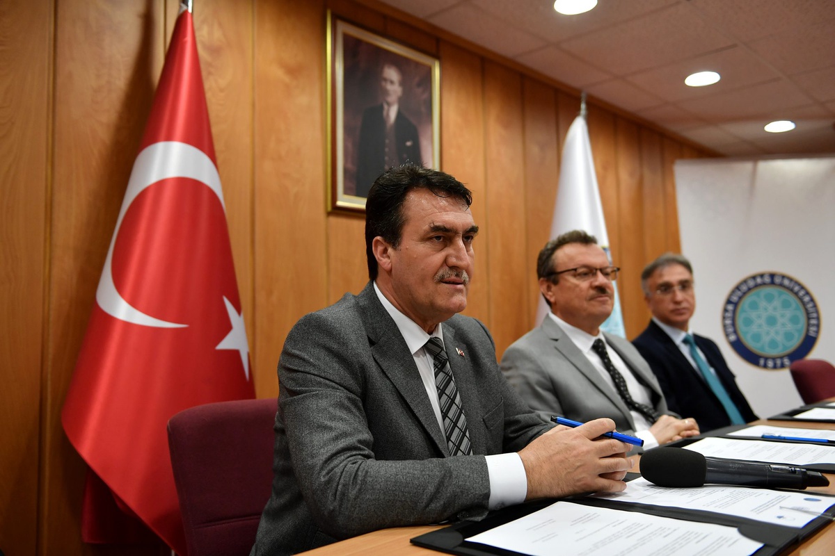 Sokak Hayvanlarına 24 saat tedavi imkanı
