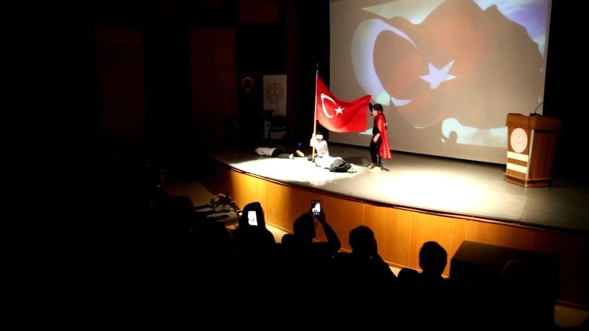 Tunceli\'de İstiklal Marşı\'nın kabulünün 99. yılı kutlandı