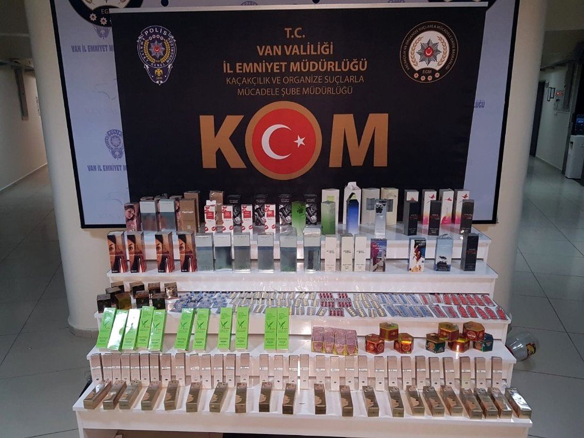 Van\'da 940 adet kaçak ilaç ele geçirildi