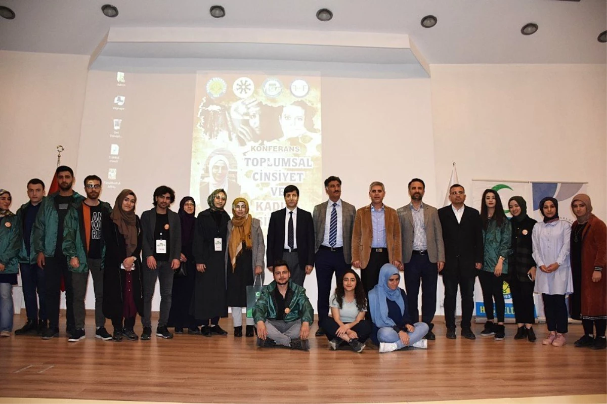 Yazar Cihan Aktaş HRÜ\'de konferans verdi