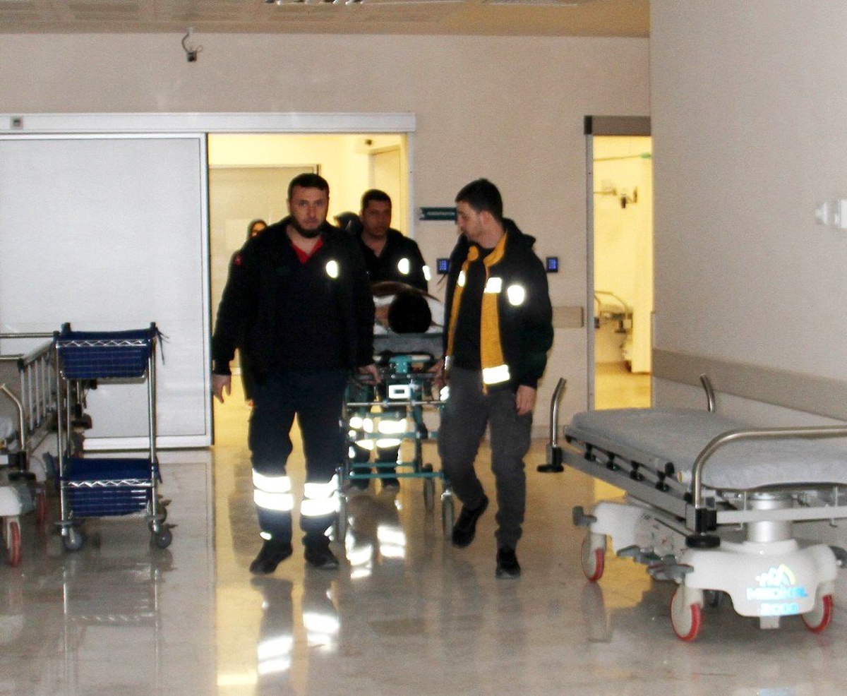 Afganlı şahıs "Buraya korona virüsü mü getiriyorsunuz" diye bıçaklandı