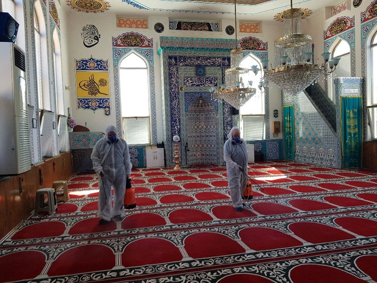 Bulgaristan\'da korona virüse karşı ibadethaneler dezenfekte ediliyor