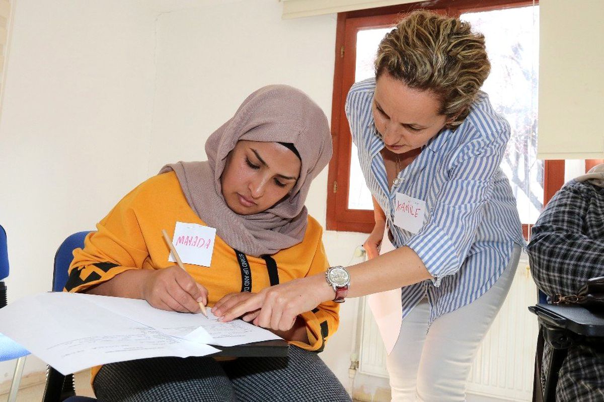 Çankaya\'dan mülteci kadınlara eğitim desteği