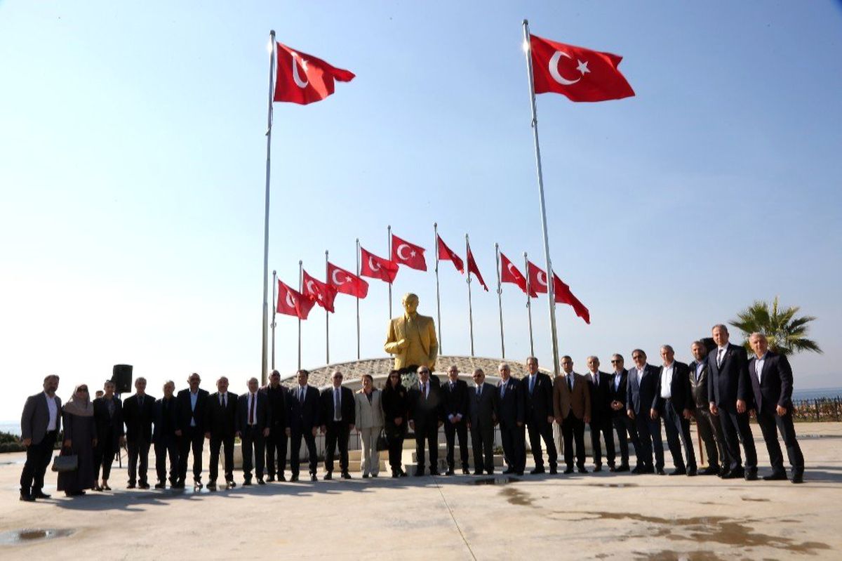 Darıca\'da yeni tören alanı açıldı