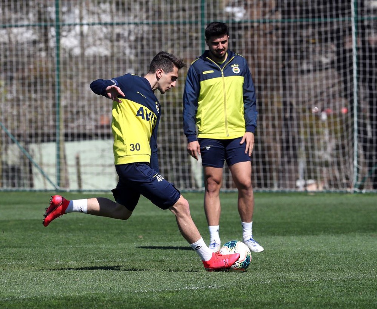 Fenerbahçe\'de Konyaspor maçı hazırlıkları tamamlandı