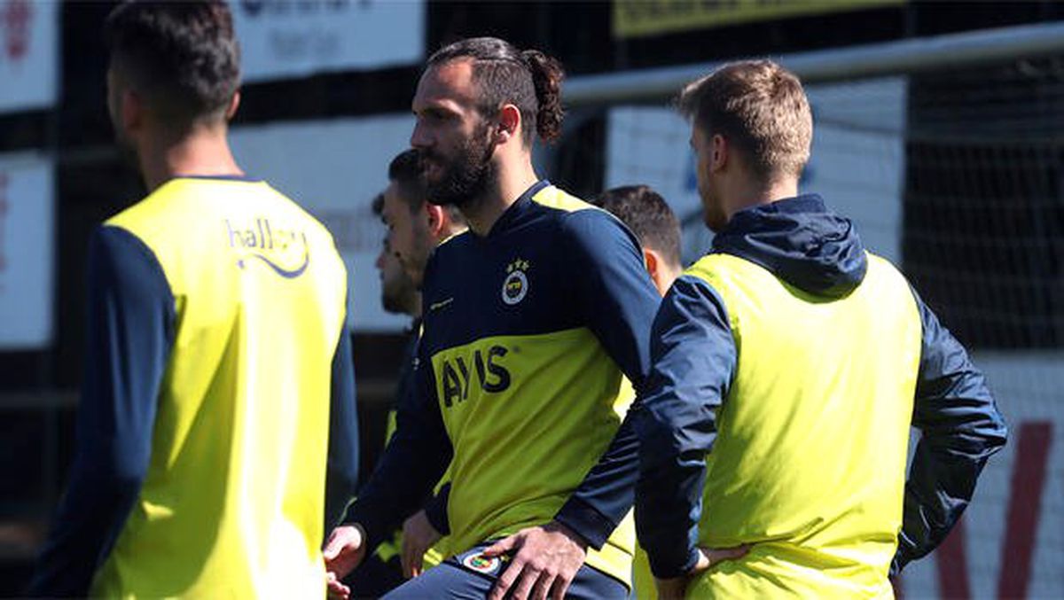 Fenerbahçe'de Konyaspor maçı mesaisi! Corona virüsü önlemi...