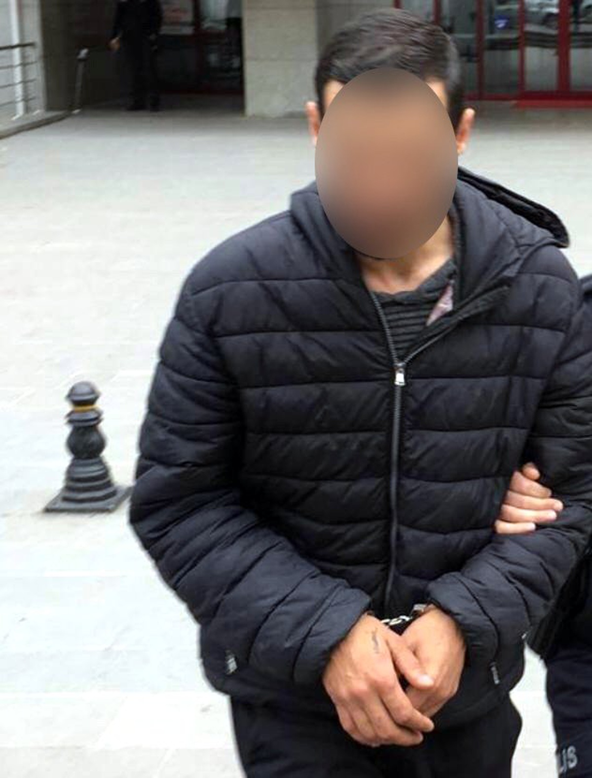 İnşaattan kablo çalan hırsız tutuklandı