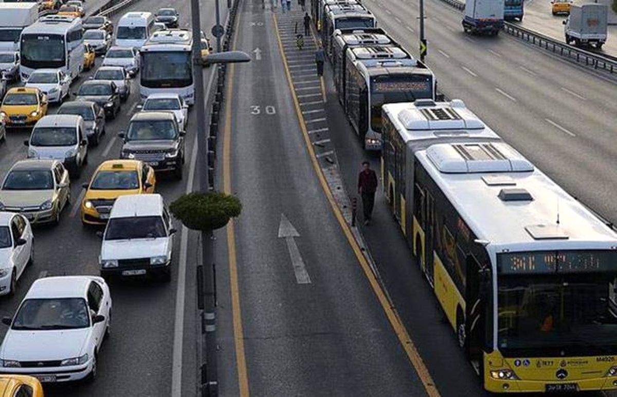 İstanbul\'da virüs sonrası toplu ulaşım kullanımı azaldı