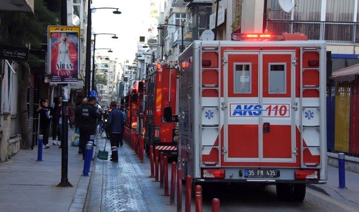 İzmir\'de korkutan yangın