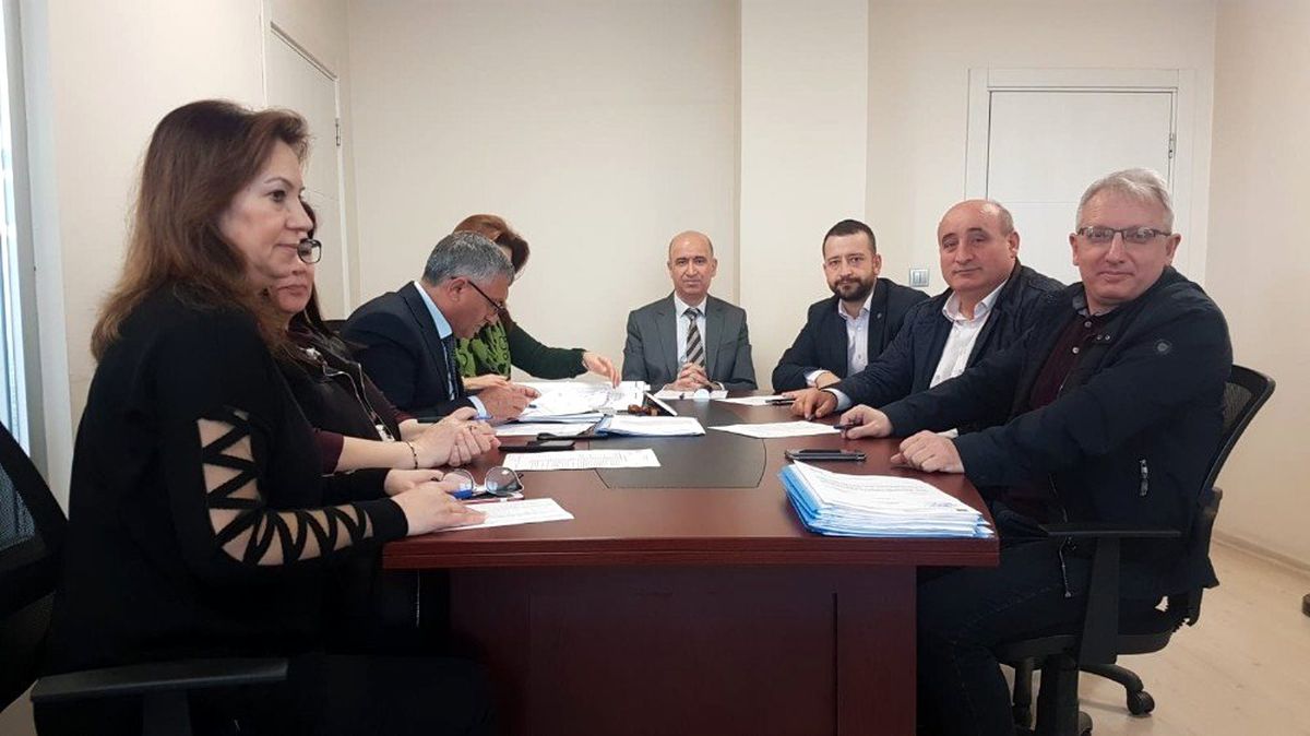 İzmit Belediyesi encümeninde 25 madde görüşüldü