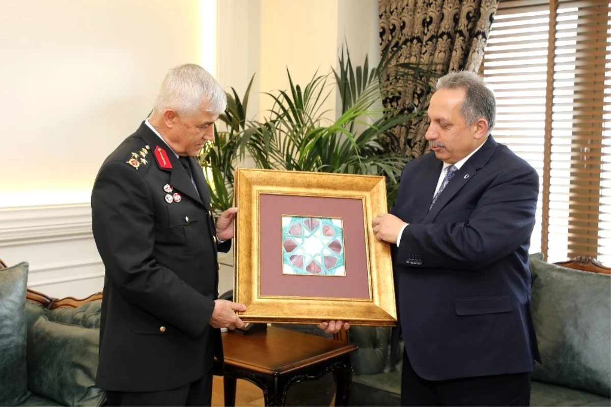 Jandarma Genel Komutanı Çetin\'den Yalçın\'a ziyaret