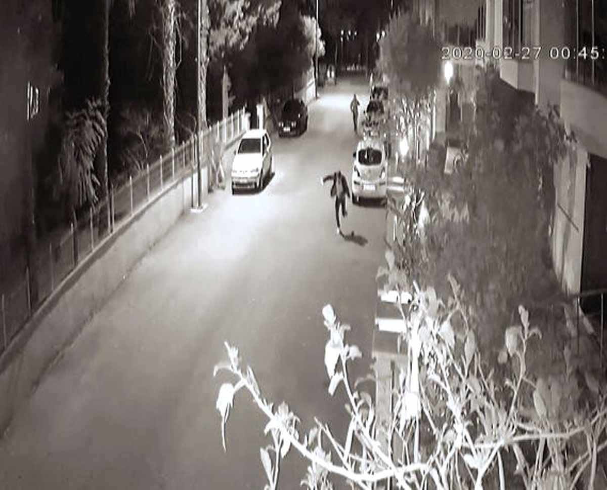 Kaçan şüphelinin bekçi tarafından vurulma anı kameralara yansıdı