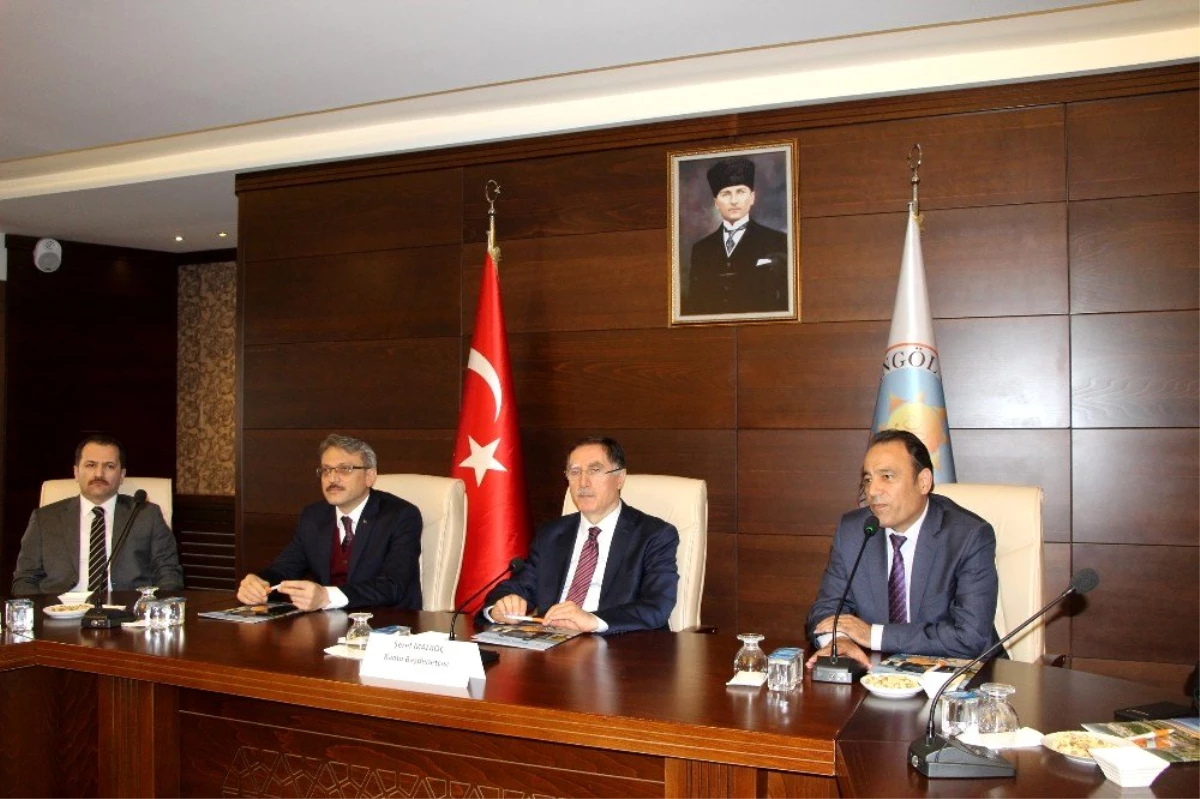 Kamu Başdenetçisi Malkoç: "Türkiye bu süreci (korona virüs) başarıyla yürüttü"