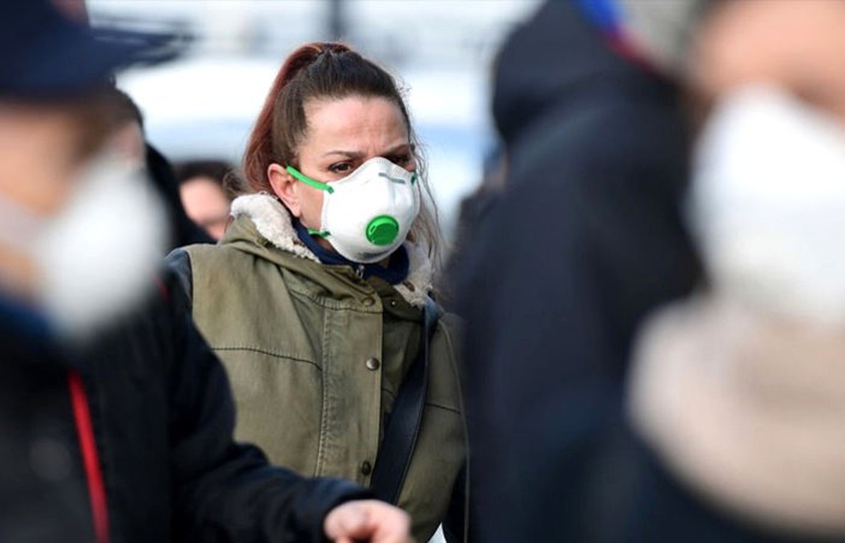 Koronavirüsten korunmak için maske kullanmamız gerekiyor mu?