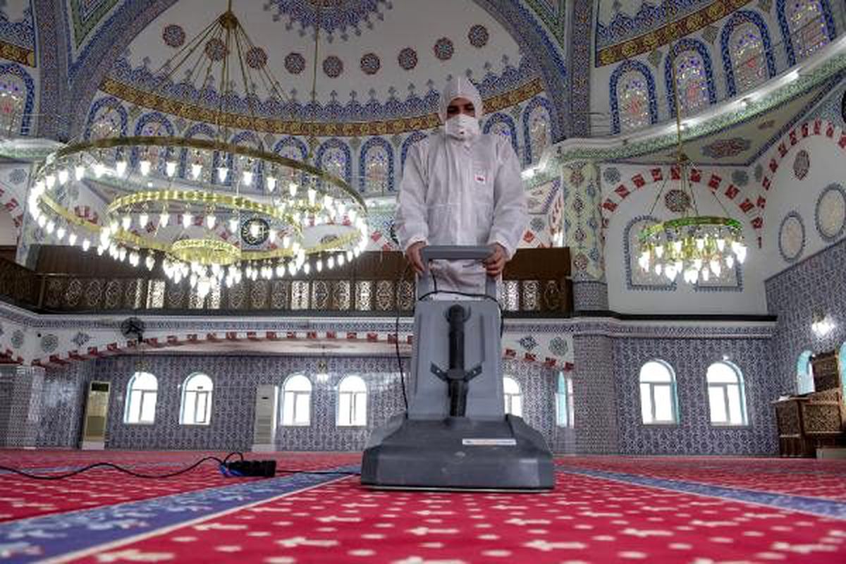 Mersin\'de, koronavirüs dezenfeksiyonu çalışmaları başladı