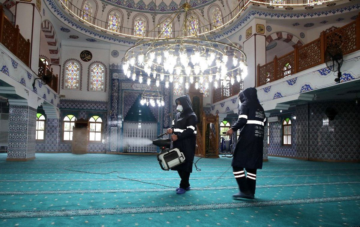 Mersin\'deki ibadethanelere \'koronavirüs\' önlemi