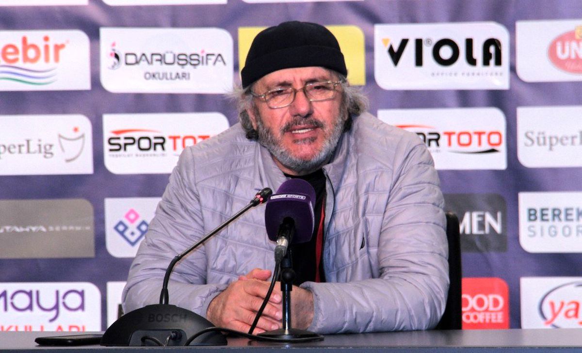 Mustafa Reşit Akçay: "Oyuncularımızın sahada verdiği mücadele oldukça iyiydi"