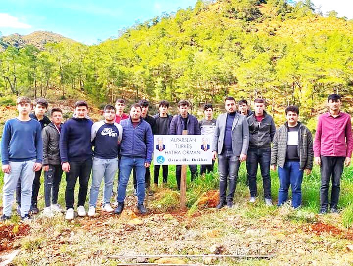 Ortaca Ülkü Ocakları Şehitler anısına fidan dikti