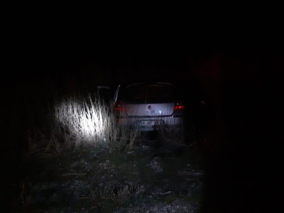 Yoldan çıkan otomobil şarampole yuvarlandı: 1 yaralı