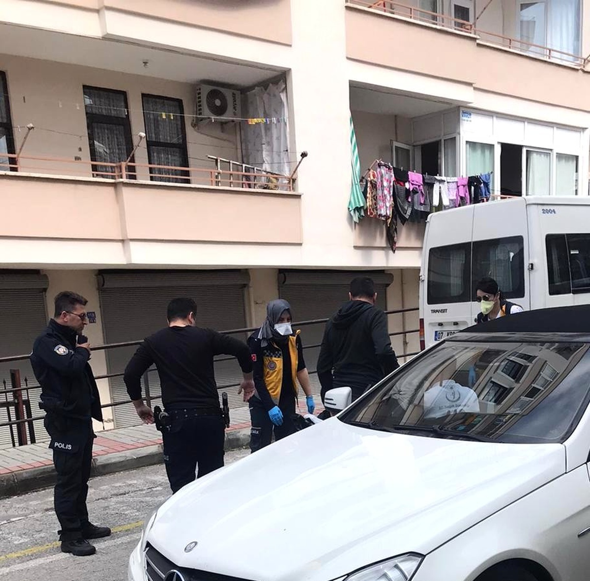 Alanya\'da yol verme kavgası kanlı bitti