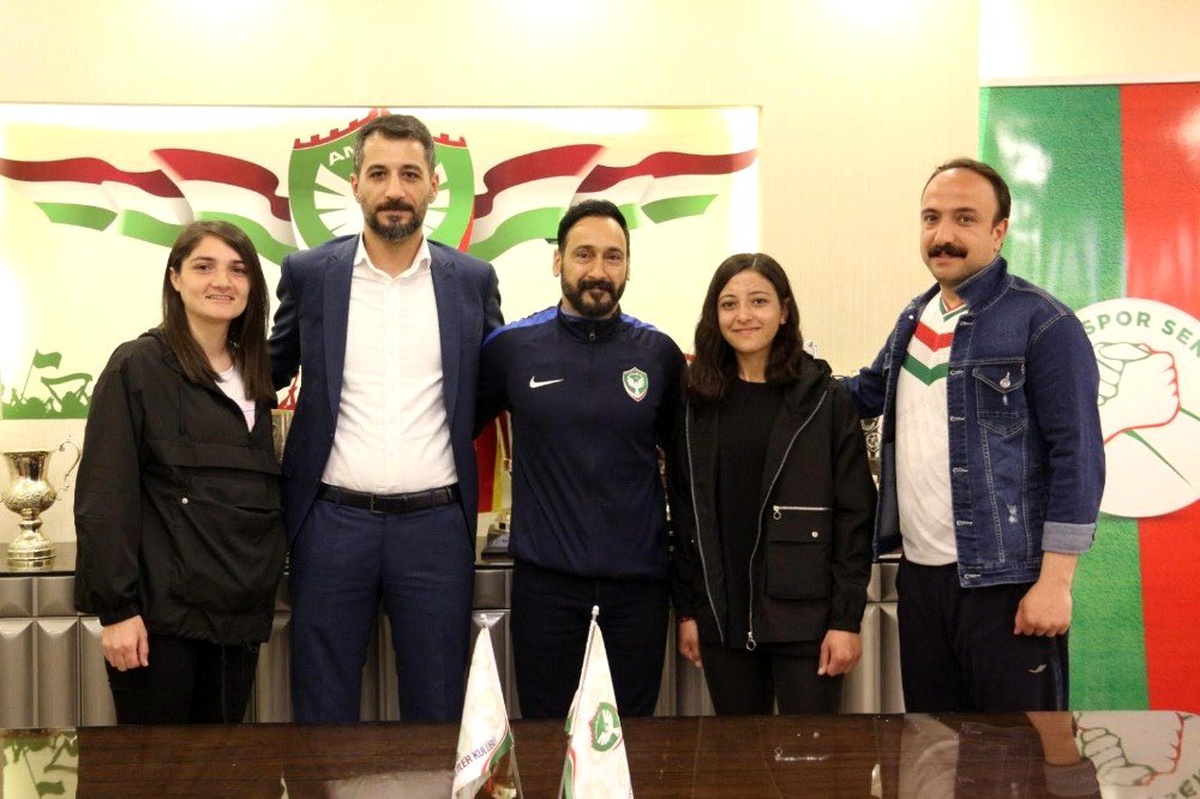Amed Sportif Faaliyetlerin kadın teknik direktörü Yakut oldu