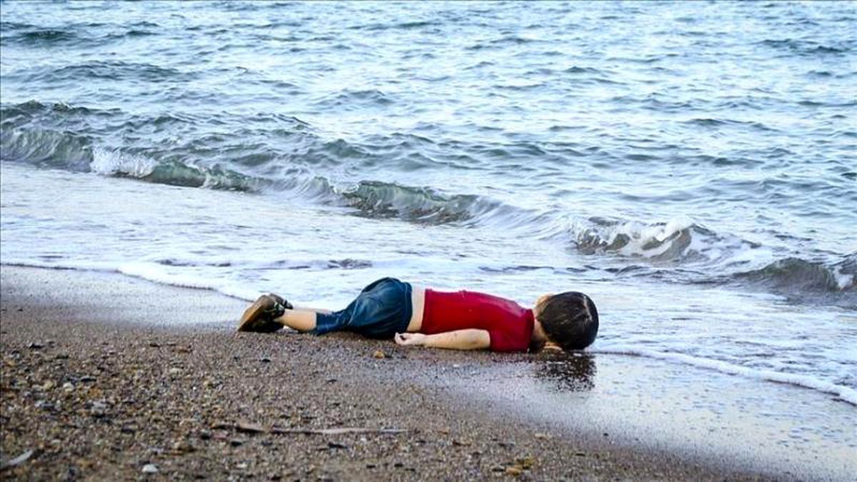 Aylan bebeğin ölümüne neden olan firari 3 sanık yakalanarak 125\'er yıl hapis cezasına çarptırıldı
