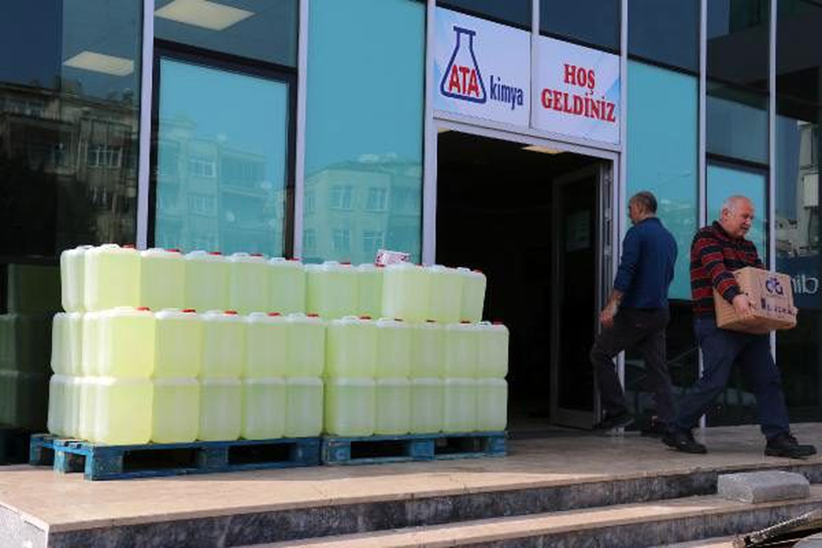 Bakan Selçuk\'un açıkladığı lisenin ürünlerine talep yüzde yüz arttı