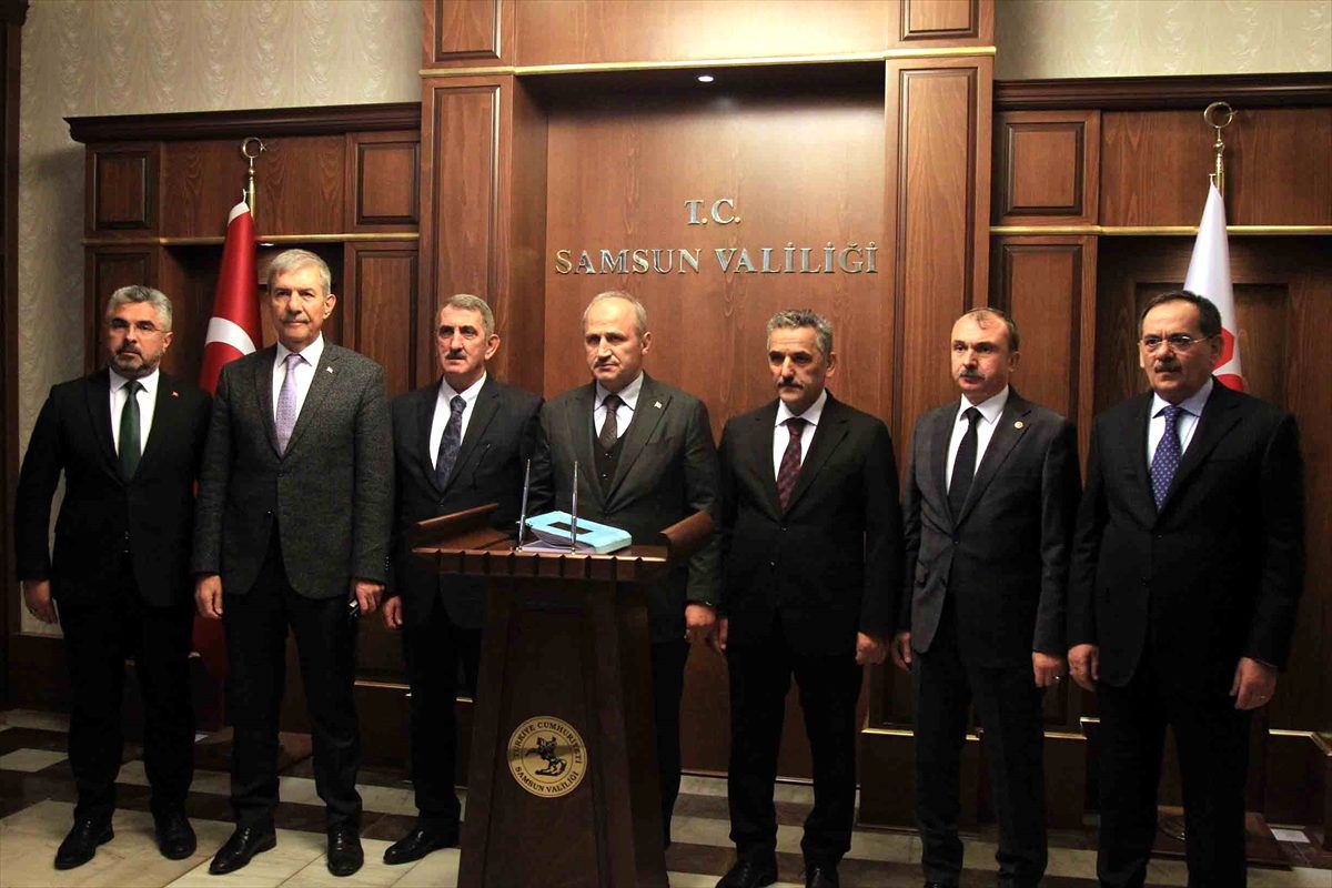Bakan Turhan, yeni tip koronavirüs ile mücadele kapsamında alınan önlemleri değerlendirdi