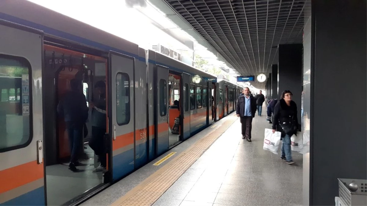 Bakırköy- Atatürk Havalimanı istasyonları arasında metro seferleri durdu