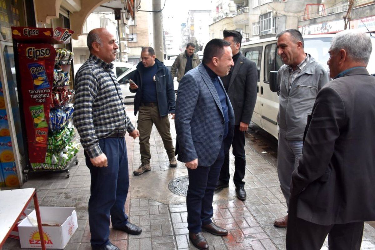 Başkan Beyoğlu vatandaşlarla bir araya geldi