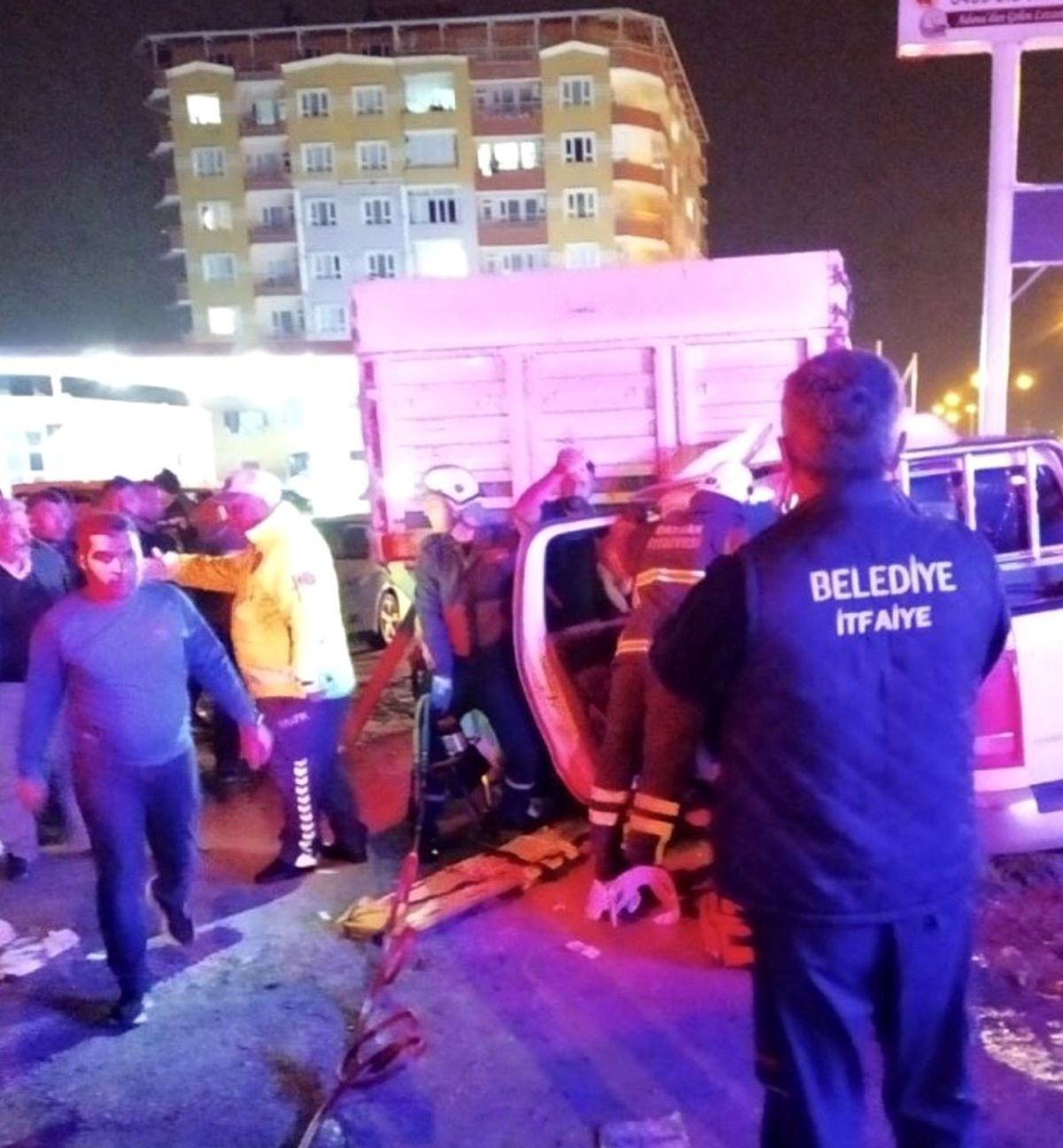 Batman\'da trafik kazası: 1\'i ağır 5 yaralı