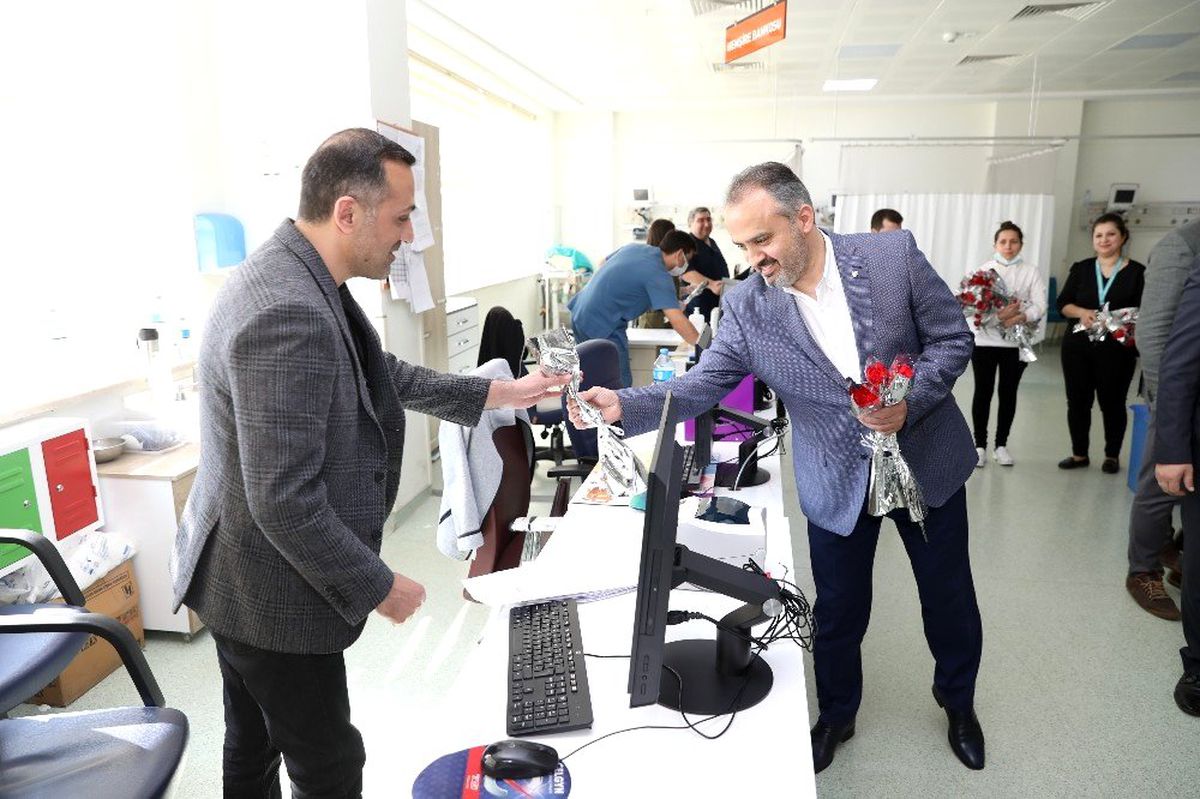 Doktorlara bayram ziyareti