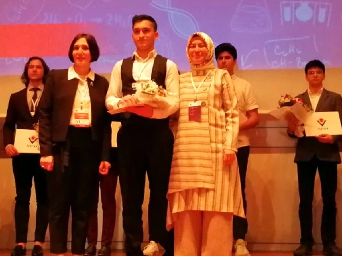 Enderunlu Mustafa, TÜBİTAK\'ın yarışmasında birinci oldu