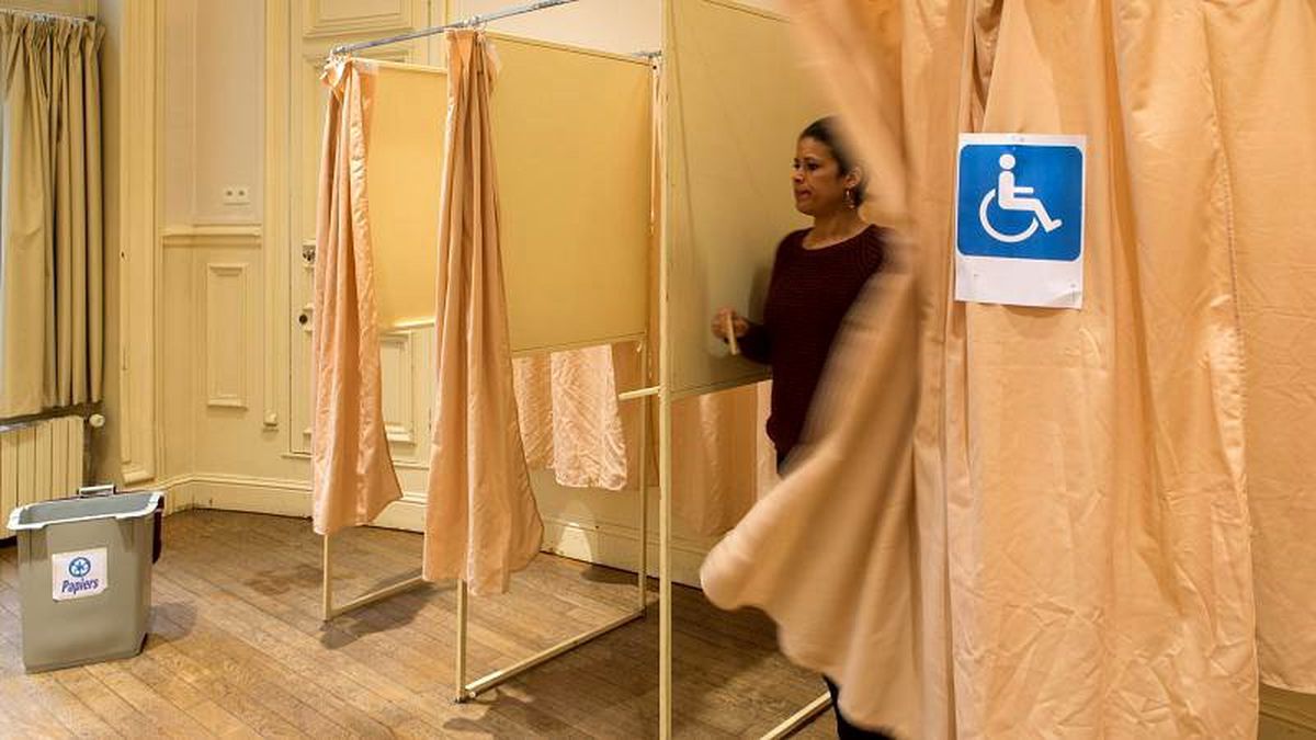 Fransa\'da yerel seçimlerin ilk turu koronavirüs salgınının gölgesinde yapılacak