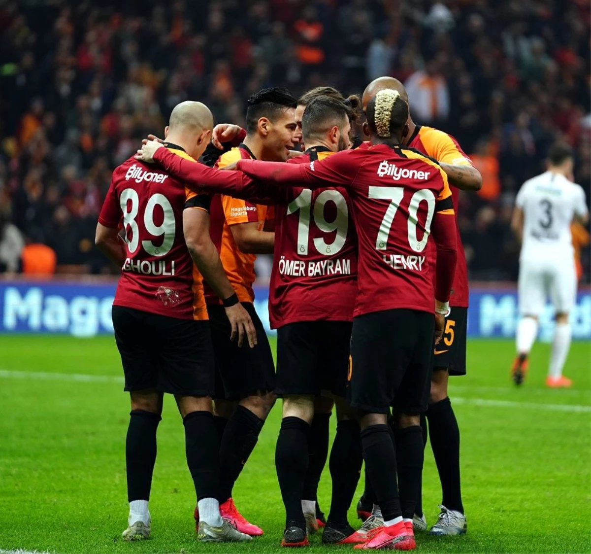 Galatasaray\'ın seyircisiz derbide hedefi galibiyet
