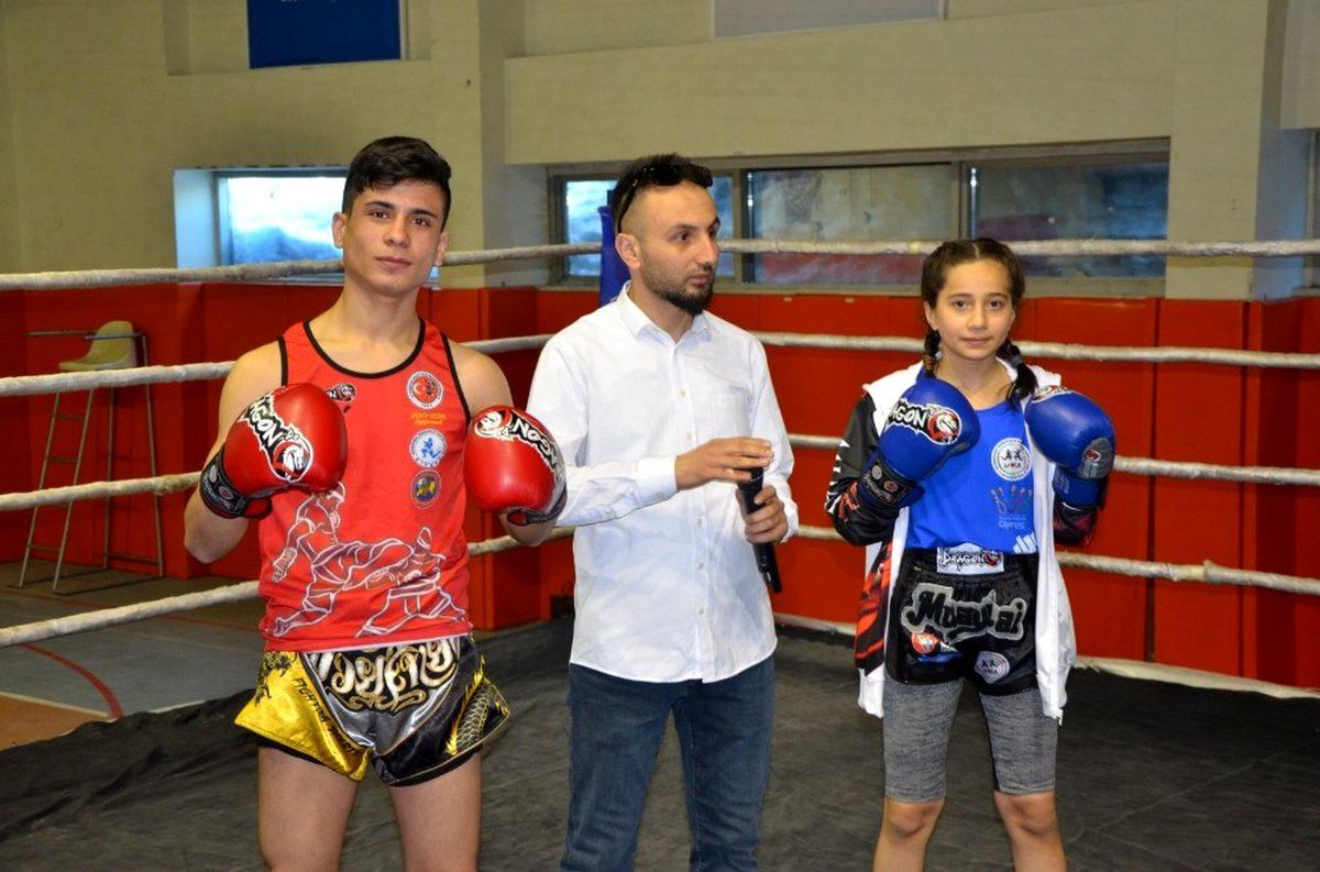 Hakkari\'de Okullar Arası "Muay Thai" yarışması düzenlendi