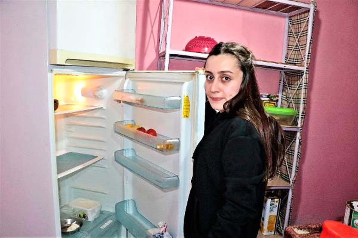 İş bulup kızını yanına alacağı günü bekliyor