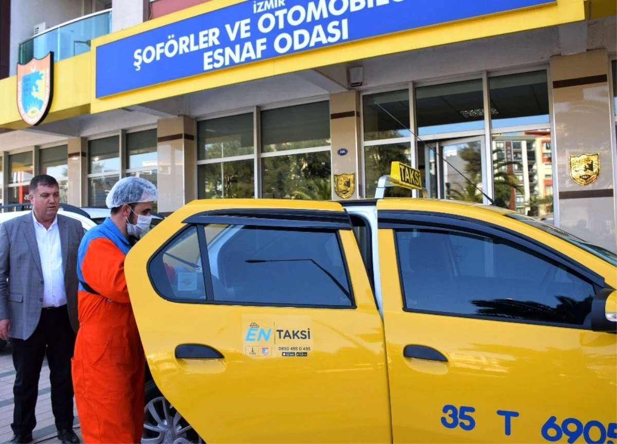 İzmir\'de taksiler dezenfekte edildi