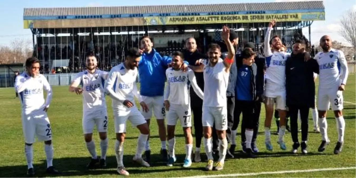 Karacabey Belediyespor şampiyonluk virajında