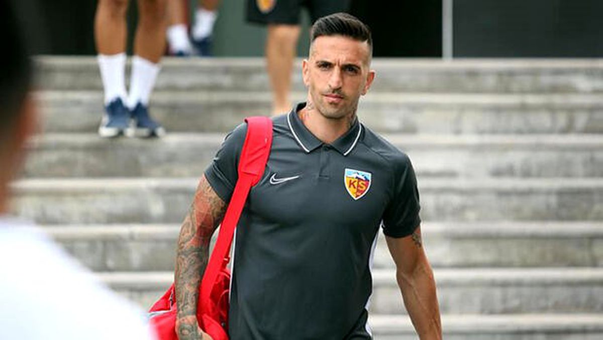 Kayserispor\'da Lopes\'e corona virüsü engeli!
