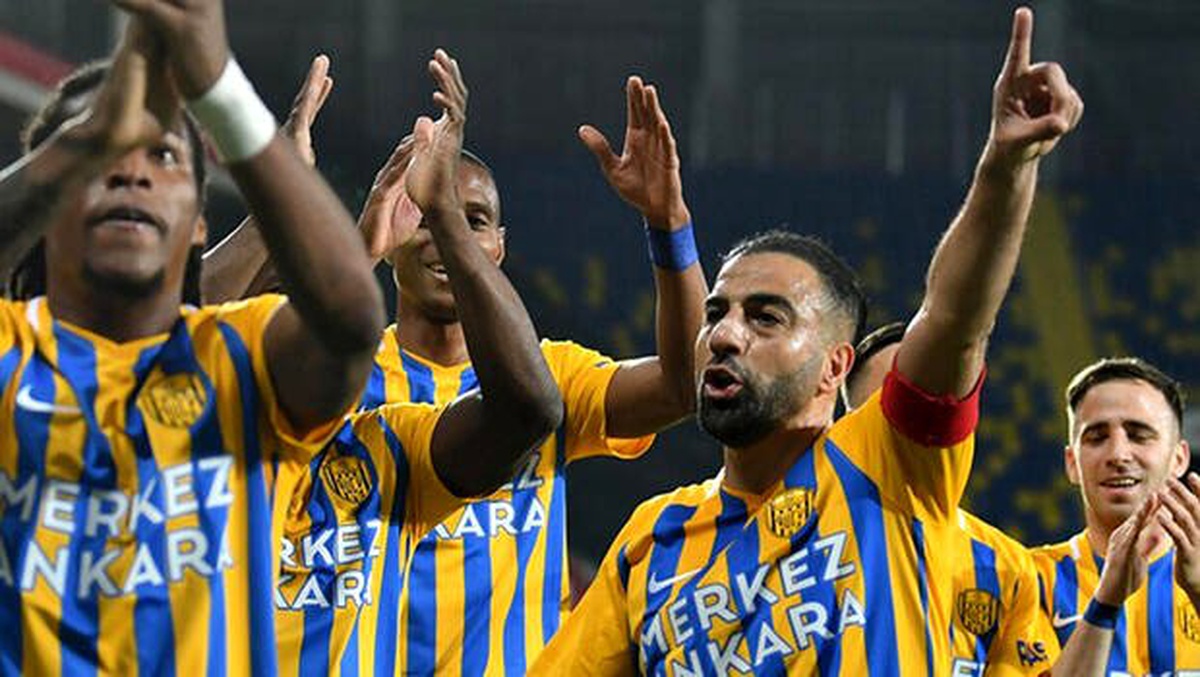 MKE Ankaragücü\'nde Sedat Ağçay ameliyat edildi